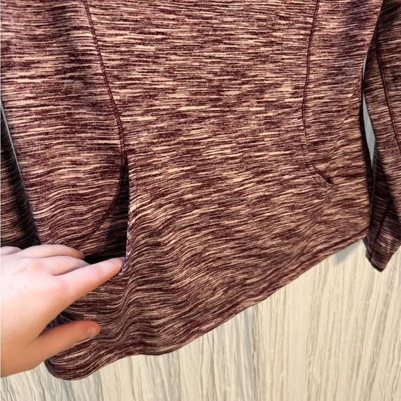 ✨ATHLEISURE HOODIE - Picture 4 of 5